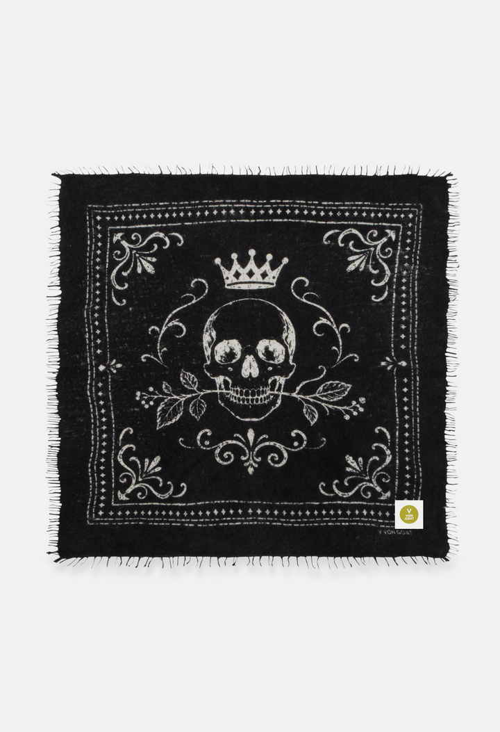 Bandana Skull Black/White with Fringes