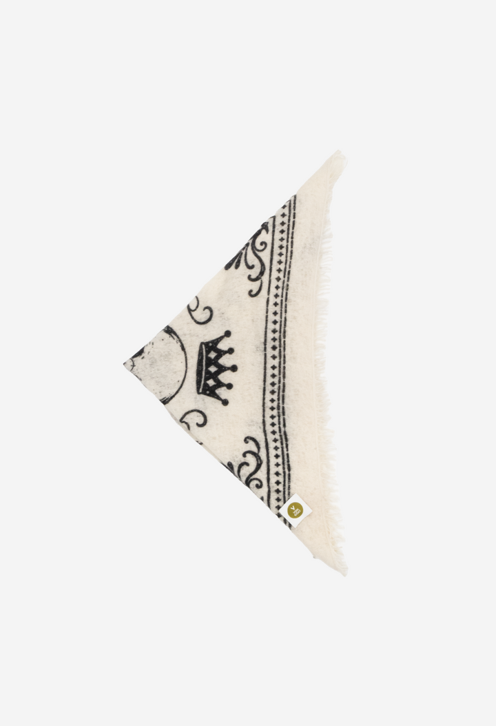 Bandana Skull White/Black with Fringes