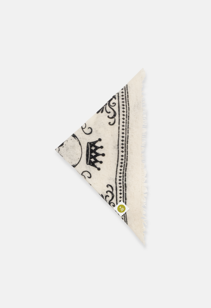 Bandana Skull White/Black with Fringes