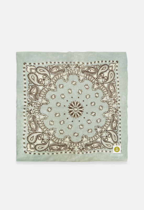 Cashmere Bandana Tuch Paisley L in Weiss und Hellblau von V VON GOAT ideales Kaschmir Geschenk Paisley Muster Kaschmir Tuch für Frauen handgefertigt in Nepal