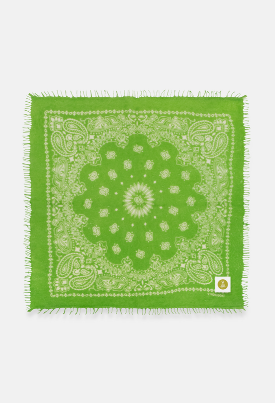 Kaschmir Dreieckstuch Bandana Paisley AF in Beige und Gruen von V VON GOAT perfektes Geschenk Paisley Muster Cashmere Tuch für Damen handgefertigt in Nepal